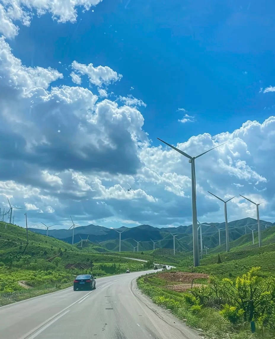 总要来一趟张北草原天路吧_5_化妆师阿月儿._来自52tours旅游攻略